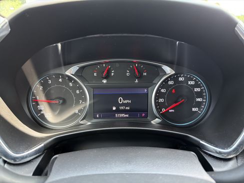 Used 2023 Chevrolet Equinox Premier FWD image 30