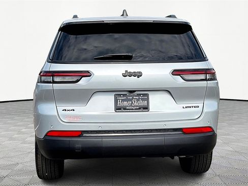 New 2025 Jeep Grand Cherokee L Limited w/ Black Appearance Package image 4