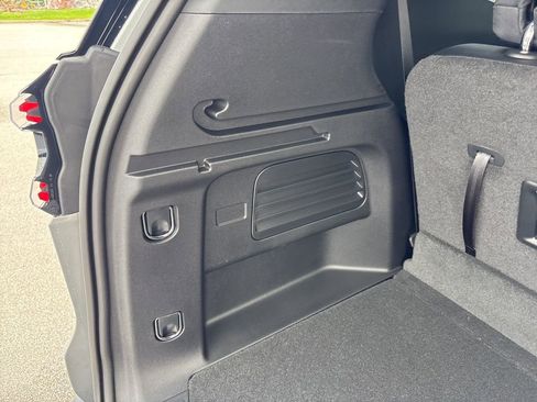 New 2026 GMC Acadia Elevation w/ Black Edition AWD/4WD image 10