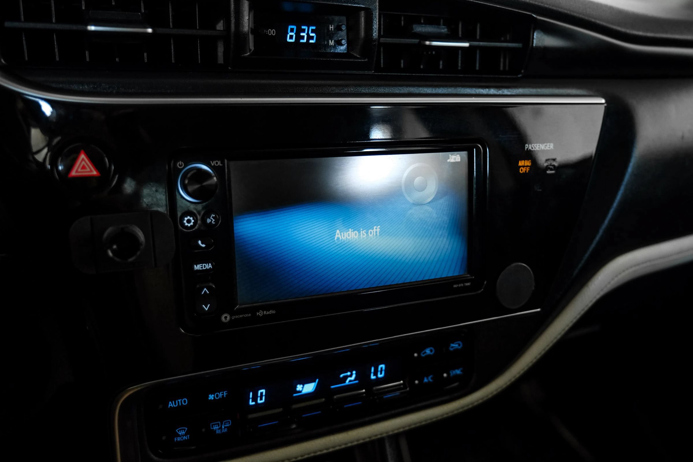 Used 2018 Toyota Corolla iM FWD image 22
