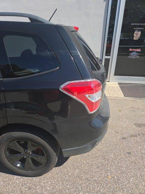 Used 2014 Subaru Forester 2.5i Premium AWD/4WD image 12