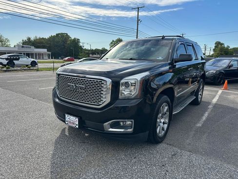Used 2015 GMC Yukon Denali w/ Touring Package AWD/4WD image 1