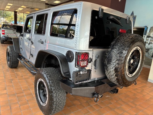 Used 2013 Jeep Wrangler Unlimited Sahara w/ Connectivity Group AWD/4WD image 6