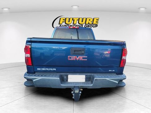 Used 2017 GMC Sierra 1500 SLE w/ SLE Value Package image 4
