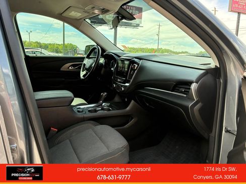Used 2019 Chevrolet Traverse LT FWD image 29