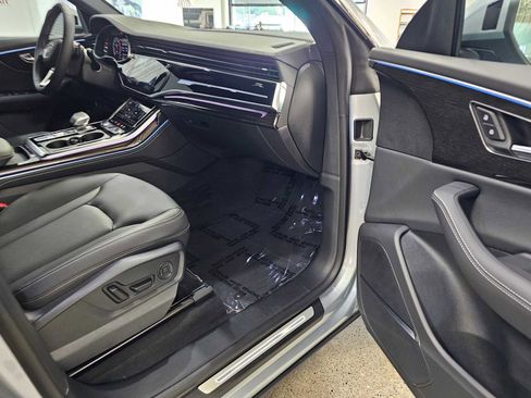 New 2025 Audi Q8 Premium Plus image 10