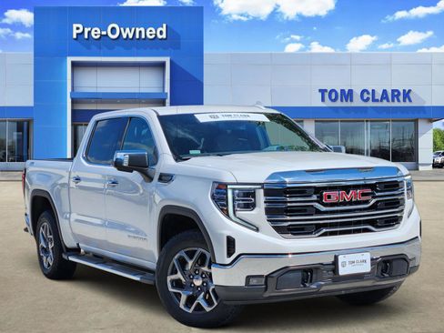 Used 2023 GMC Sierra 1500 SLT AWD/4WD image 1