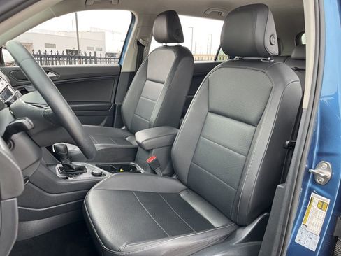 Used 2020 Volkswagen Tiguan SE image 25