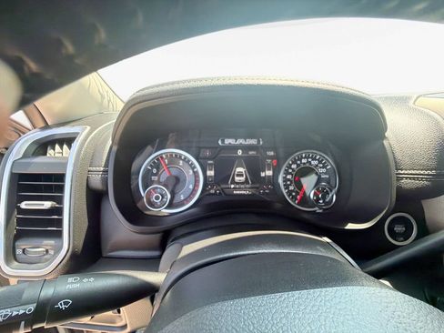 Used 2024 RAM 2500 Laramie w/ Safety Group AWD/4WD image 10
