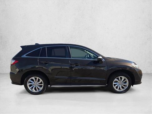 Used 2017 Acura RDX FWD w/ Technology Package image 4