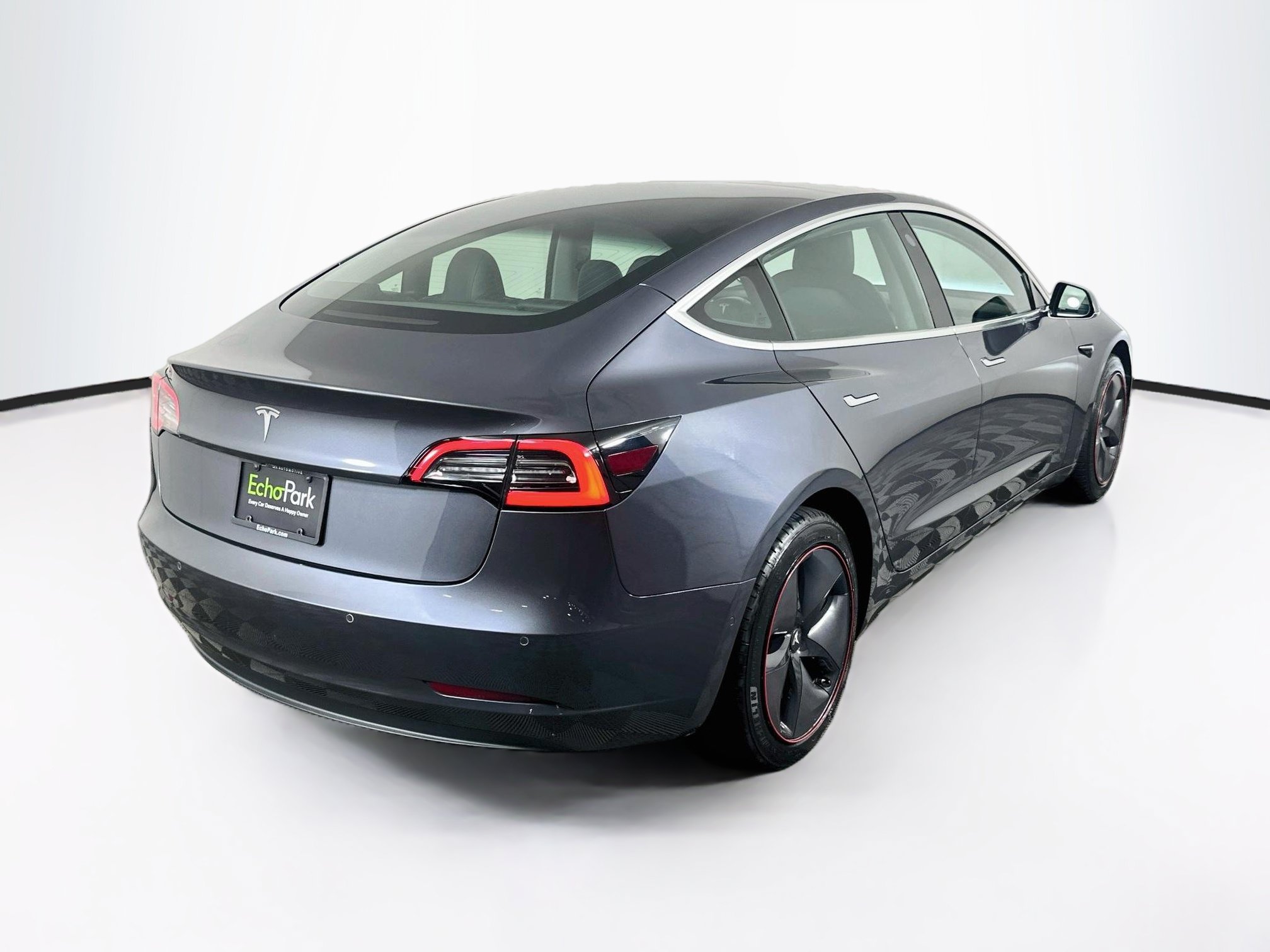 Used 2018 Tesla Model 3 Mid Range RWD image 9