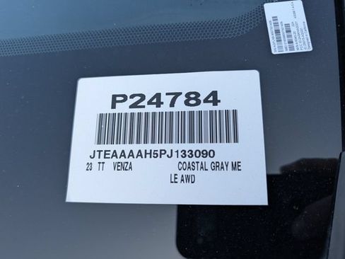 Certified 2023 Toyota Venza LE AWD/4WD image 35