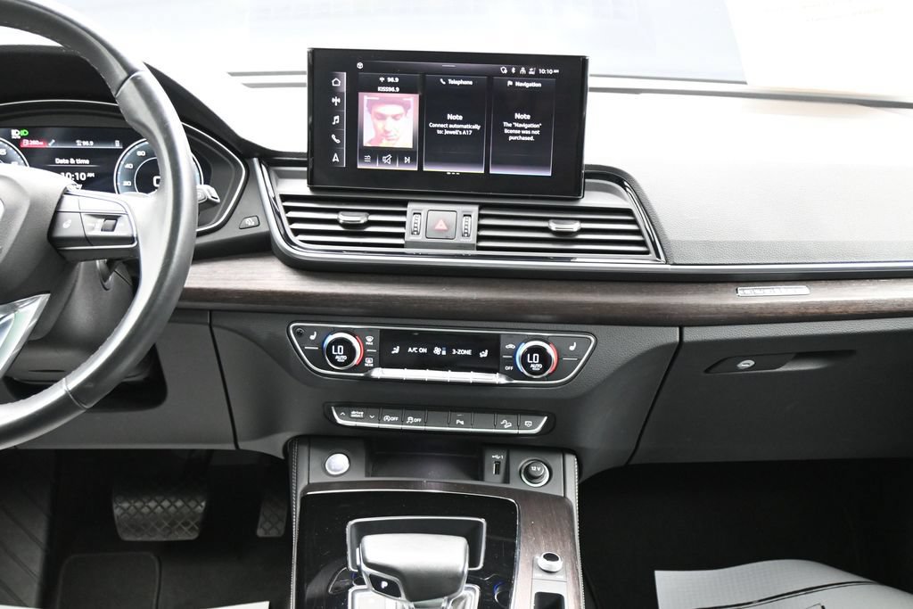 Used 2024 Audi Q5 2.0T Premium Plus AWD/4WD image 19
