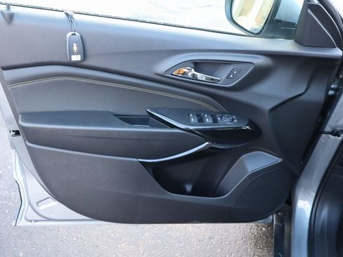 New 2026 Chevrolet Trax LT image 3