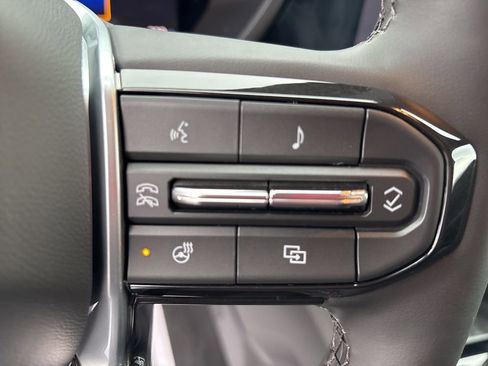 Used 2026 Chevrolet Colorado Trail Boss image 18