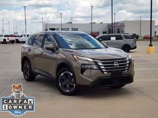 Used 2025 Nissan Rogue SV FWD video 1