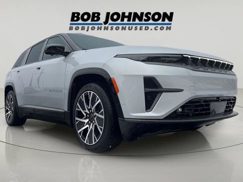 Used 2025 Jeep Wagoneer S Limited image 1