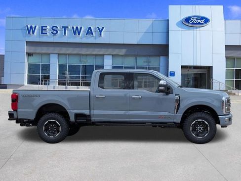 New 2026 Ford F250 Platinum w/ Platinum Plus Package AWD/4WD image 2