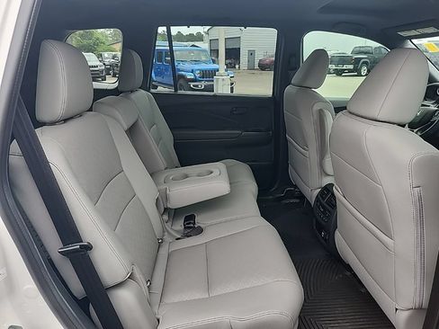 Used 2023 Honda Passport Elite image 42