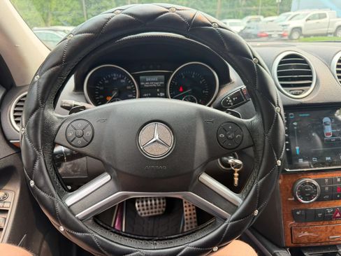 Used 2009 Mercedes-Benz GL 450 4MATIC image 17