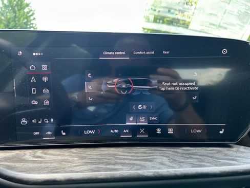 Certified 2025 Audi Q5 Premium Plus w/ Premium Plus image 18