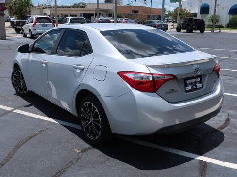Used 2015 Toyota Corolla S FWD image 7