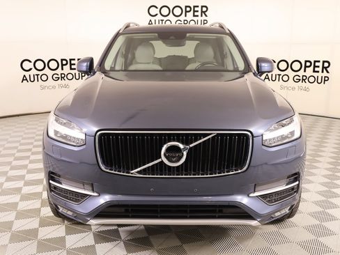 Used 2018 Volvo XC90 T6 Momentum w/ Convenience Package AWD/4WD image 10