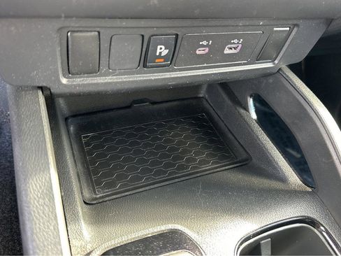 Used 2023 Nissan Frontier SV w/ Midnight Edition Package image 28