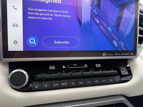 Used 2024 Toyota Sequoia Capstone image 19