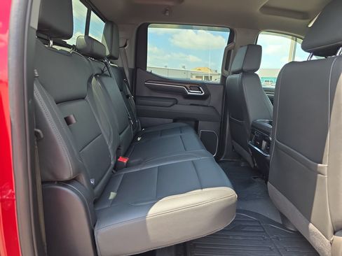 Used 2025 GMC Sierra 1500 SLT w/ SLT Premium Plus Package AWD/4WD image 15