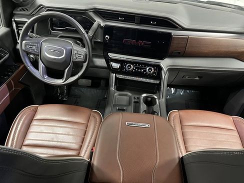 Used 2025 GMC Sierra 3500 Denali Ultimate image 23