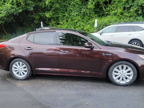 Used 2015 Kia Optima EX w/ EX Premium Package FWD image 4