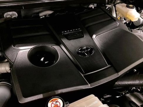 Used 2024 Toyota Tundra SR5 w/ SR5 Premium Package AWD/4WD image 31