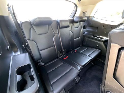 Used 2023 Kia Telluride LX AWD/4WD image 17