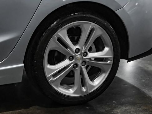 Used 2017 Chevrolet Cruze Premier w/ RS Package FWD image 53
