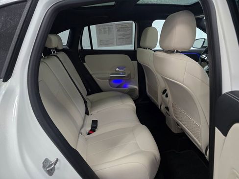 Used 2025 Mercedes-Benz GLA 250 4MATIC image 23