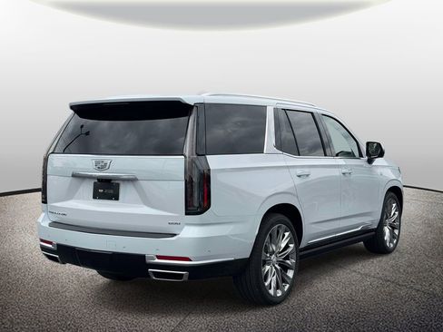 Certified 2026 Cadillac Escalade Platinum Luxury w/ LPO, Radiant Package AWD/4WD image 2