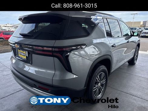New 2026 Chevrolet Traverse LT w/ LPO, Floor Liner Package image 5