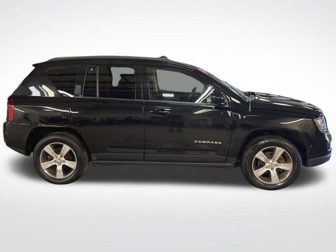 Used 2017 Jeep Compass High Altitude image 4