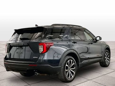 Certified 2022 Ford Explorer ST-Line AWD/4WD image 11