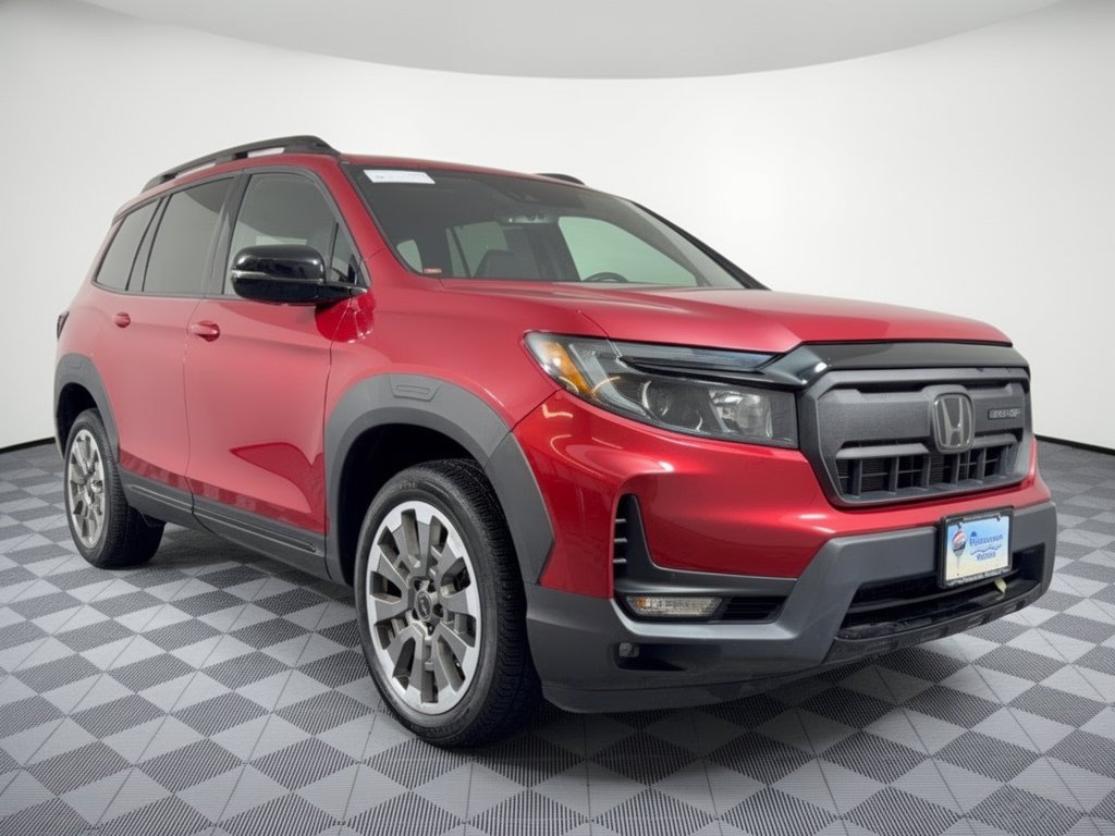 Certified 2024 Honda Passport Black Edition image 7