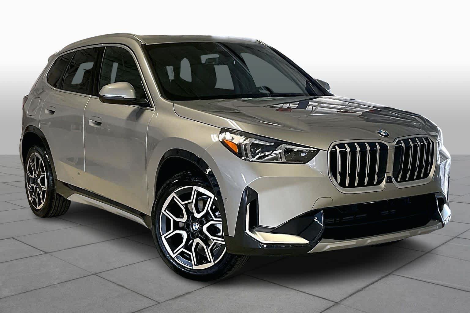 Used 2026 BMW X1 xDrive28i w/ Technology Package AWD/4WD image 2