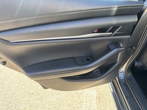 Used 2023 MAZDA MAZDA3 s image 10