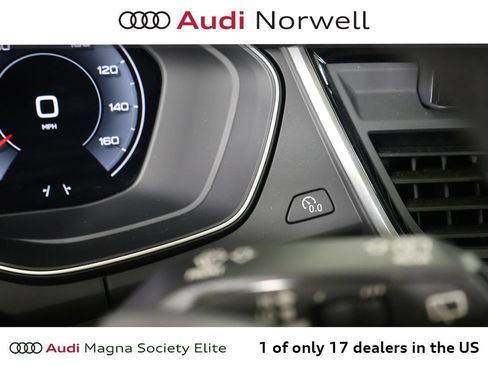 Used 2024 Audi Q5 2.0T Premium Plus AWD/4WD image 30