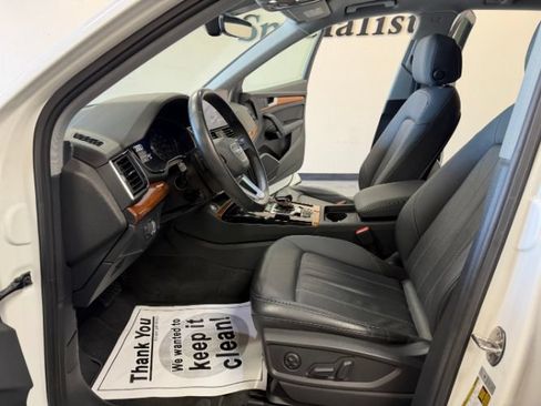 Used 2023 Audi Q5 2.0T Premium w/ Convenience Package AWD/4WD image 12