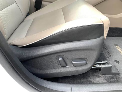 Used 2019 Hyundai Tucson Ultimate w/ Cargo Package AWD/4WD image 48