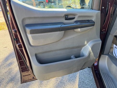 Used 2015 Nissan NV 3500 SL w/ Technology Package image 40