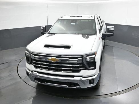New 2026 Chevrolet Silverado 2500 LTZ w/ LTZ Plus Package image 17