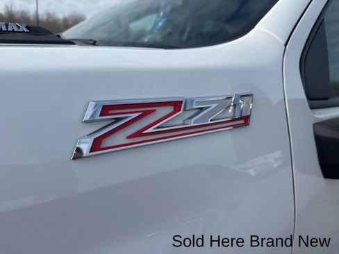 Used 2025 Chevrolet Silverado 3500 W/T image 13