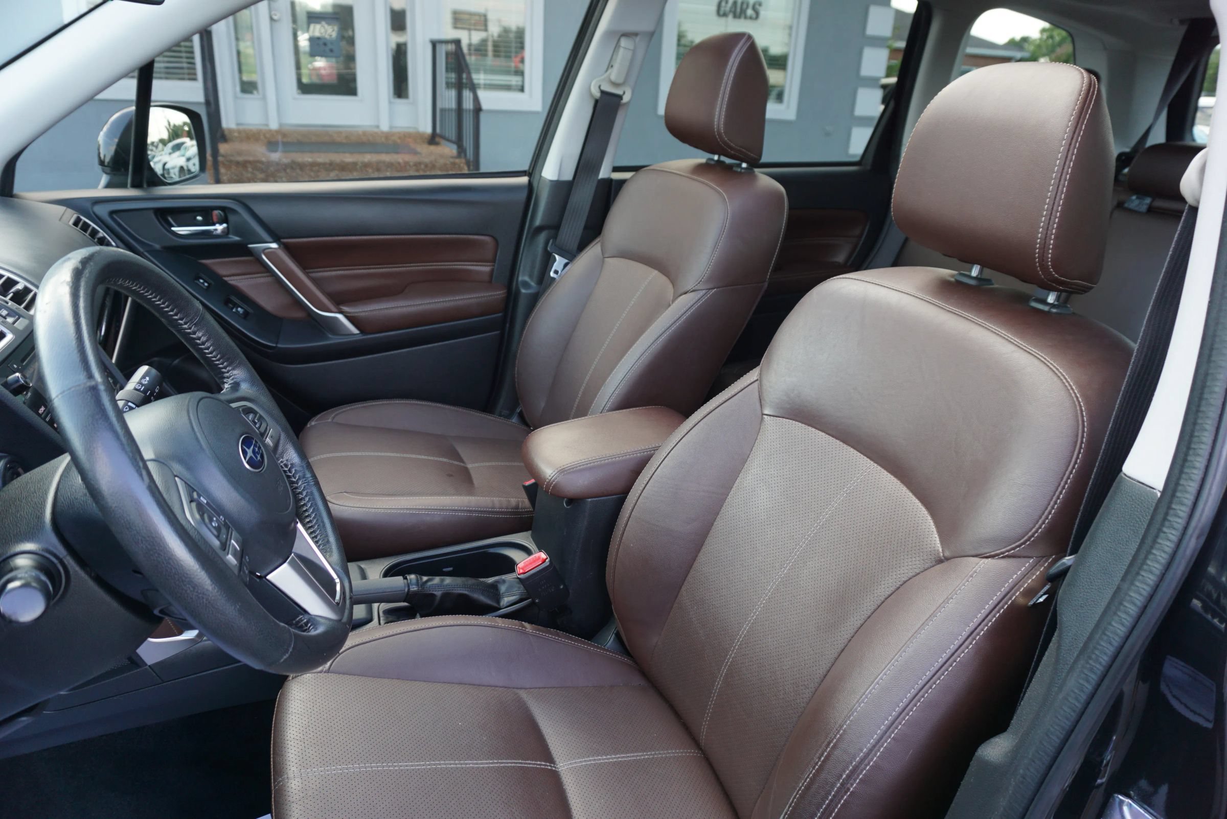Used 2017 Subaru Forester 2.5i Touring AWD/4WD image 22